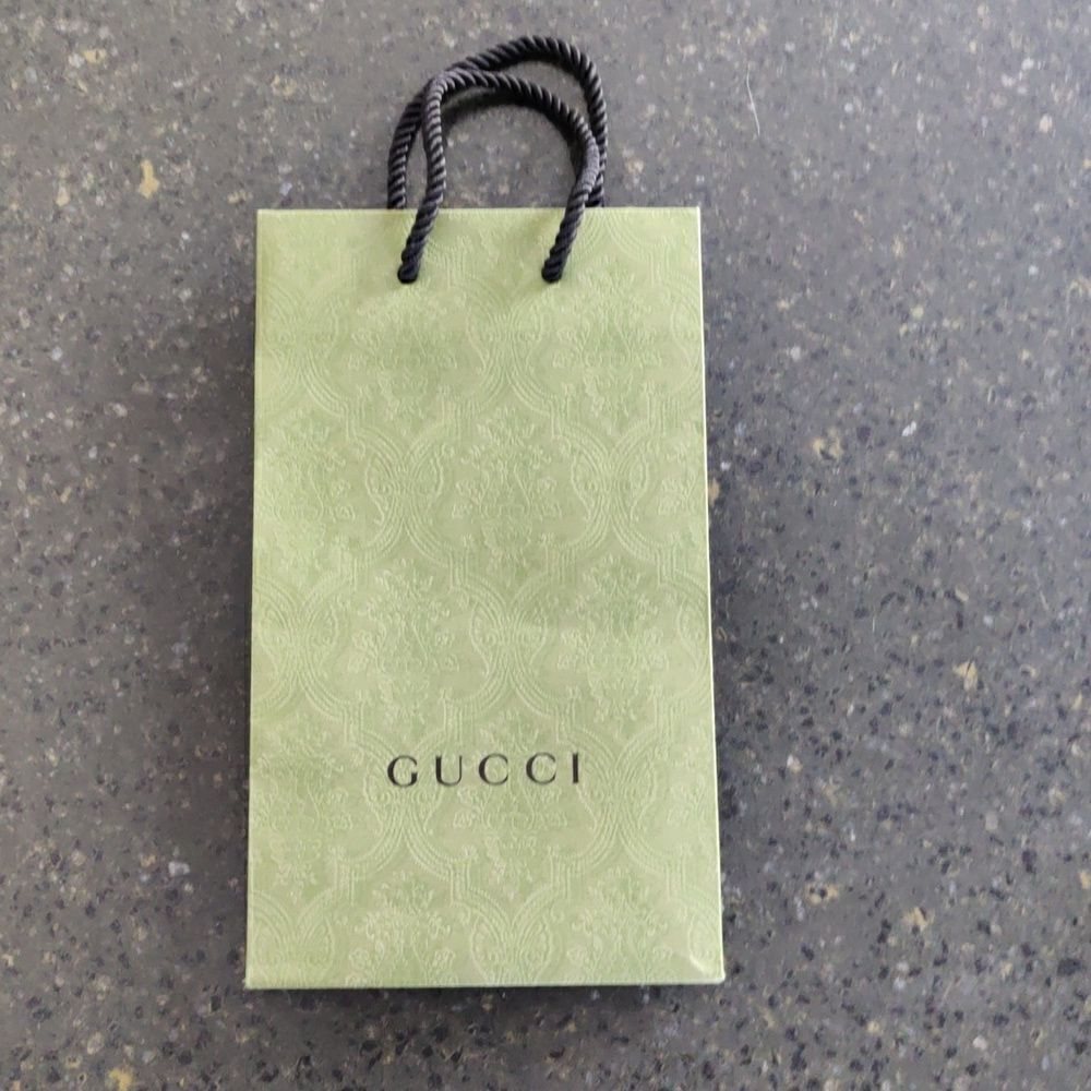 Authentic Gucci shopping bag